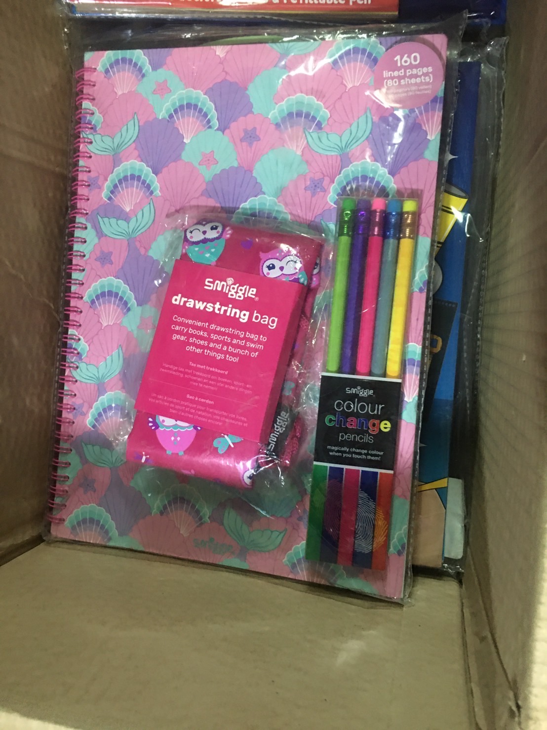 Smiggle Drawstring set
