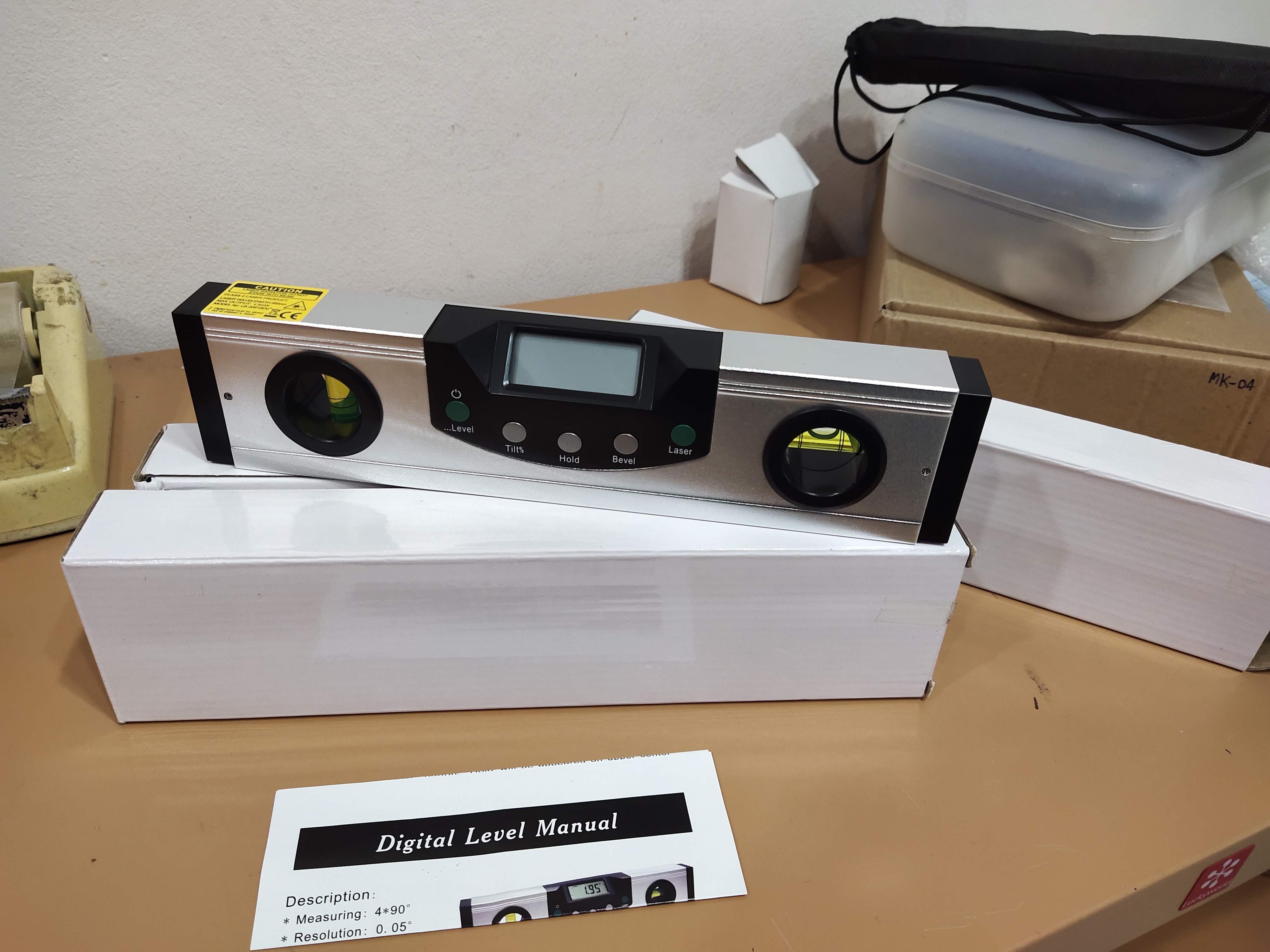 Digital Level WEN200 with magnetig and leser, Digital Level 200mm Range:0-360 degree Reading 0.05Degree