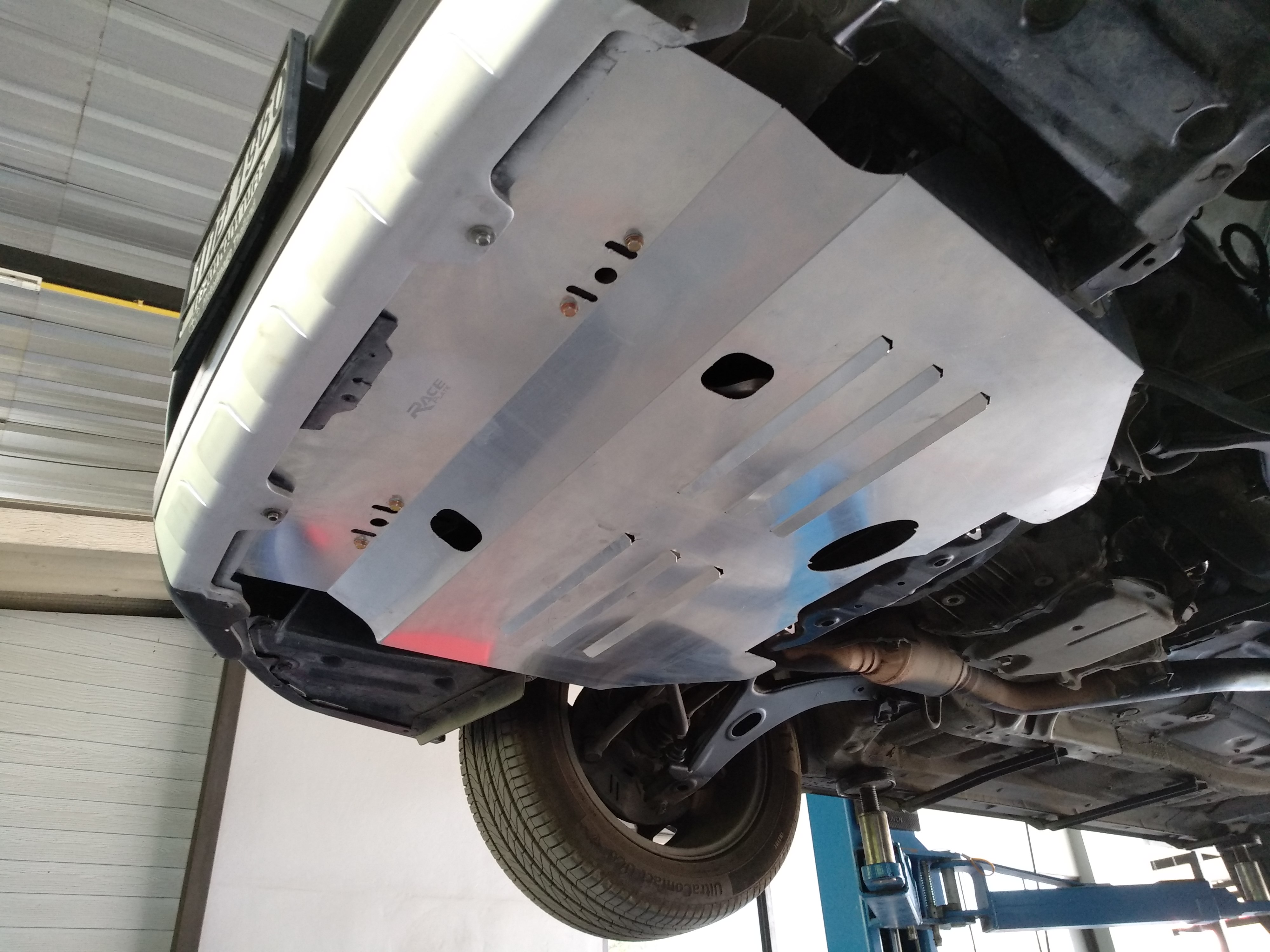 แผ่นปิดใต้ห้องเครื่องอลูมิเนียม Subaru XV Raceplate_Undertray