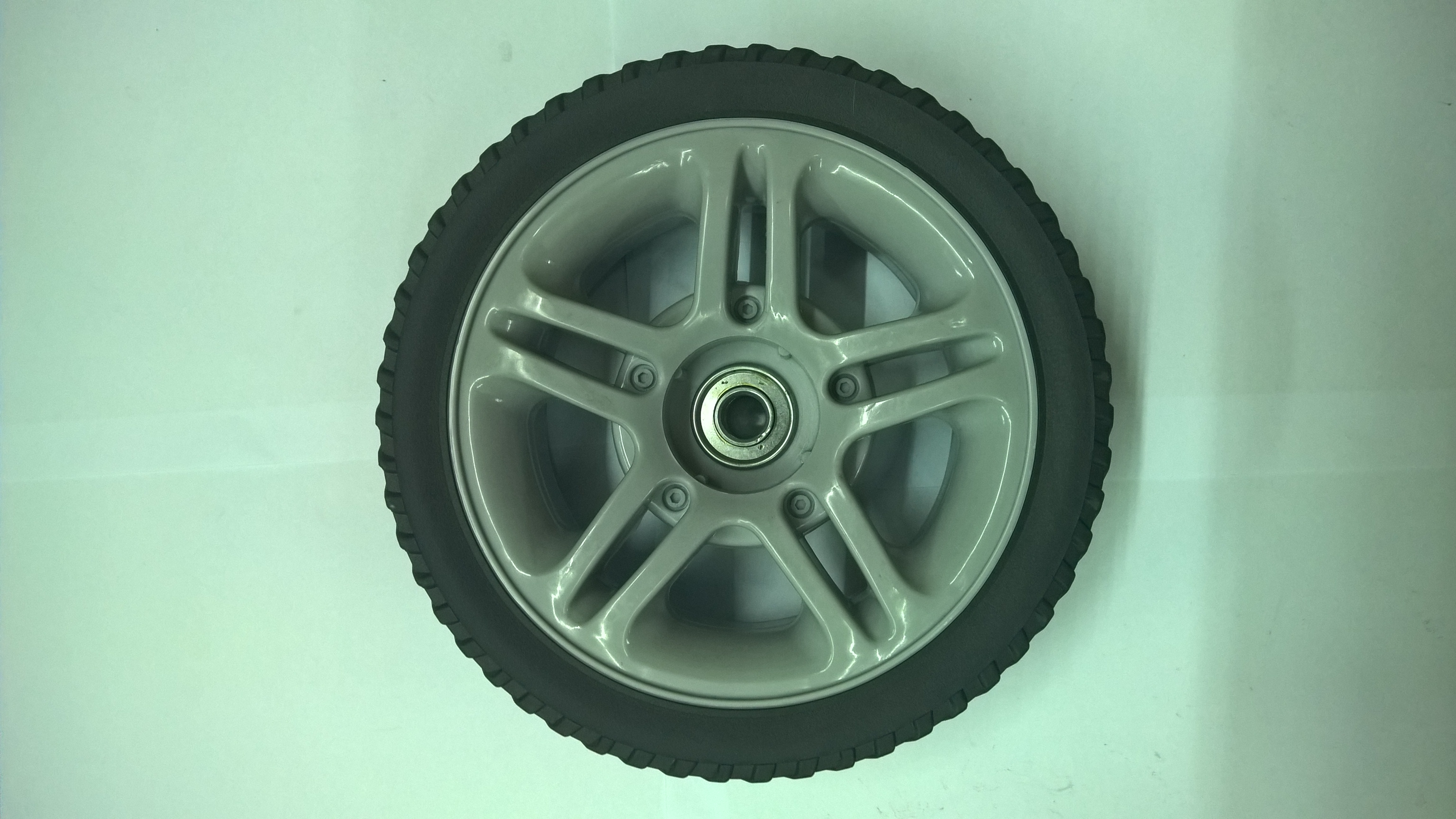 ล้อรถตัดหญ้าลูกปืน ขนาด 7 - 8 นิ้ว