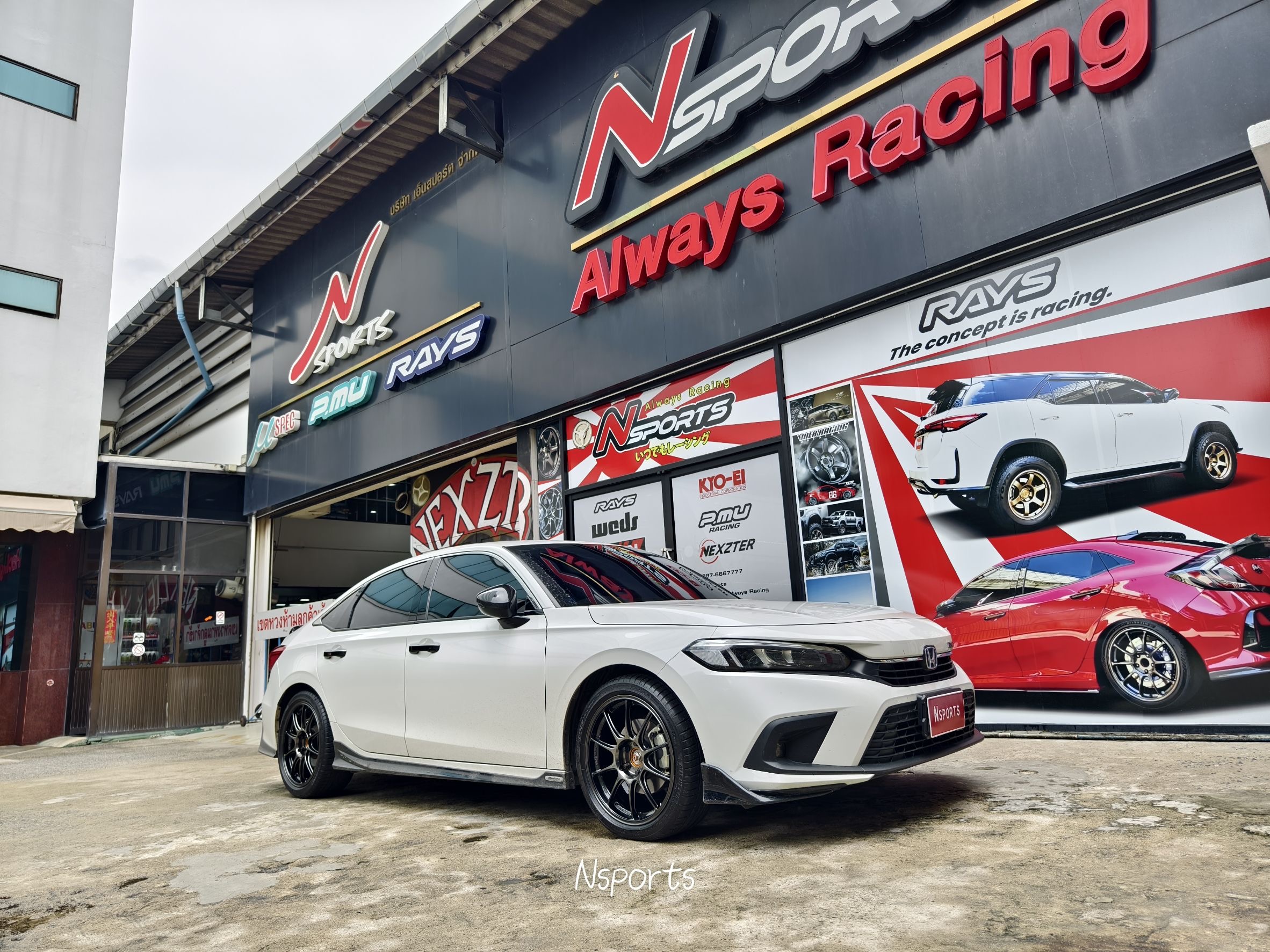 Honda Civic + TC105x 18x8+45 5-114.3 EJ-Titan