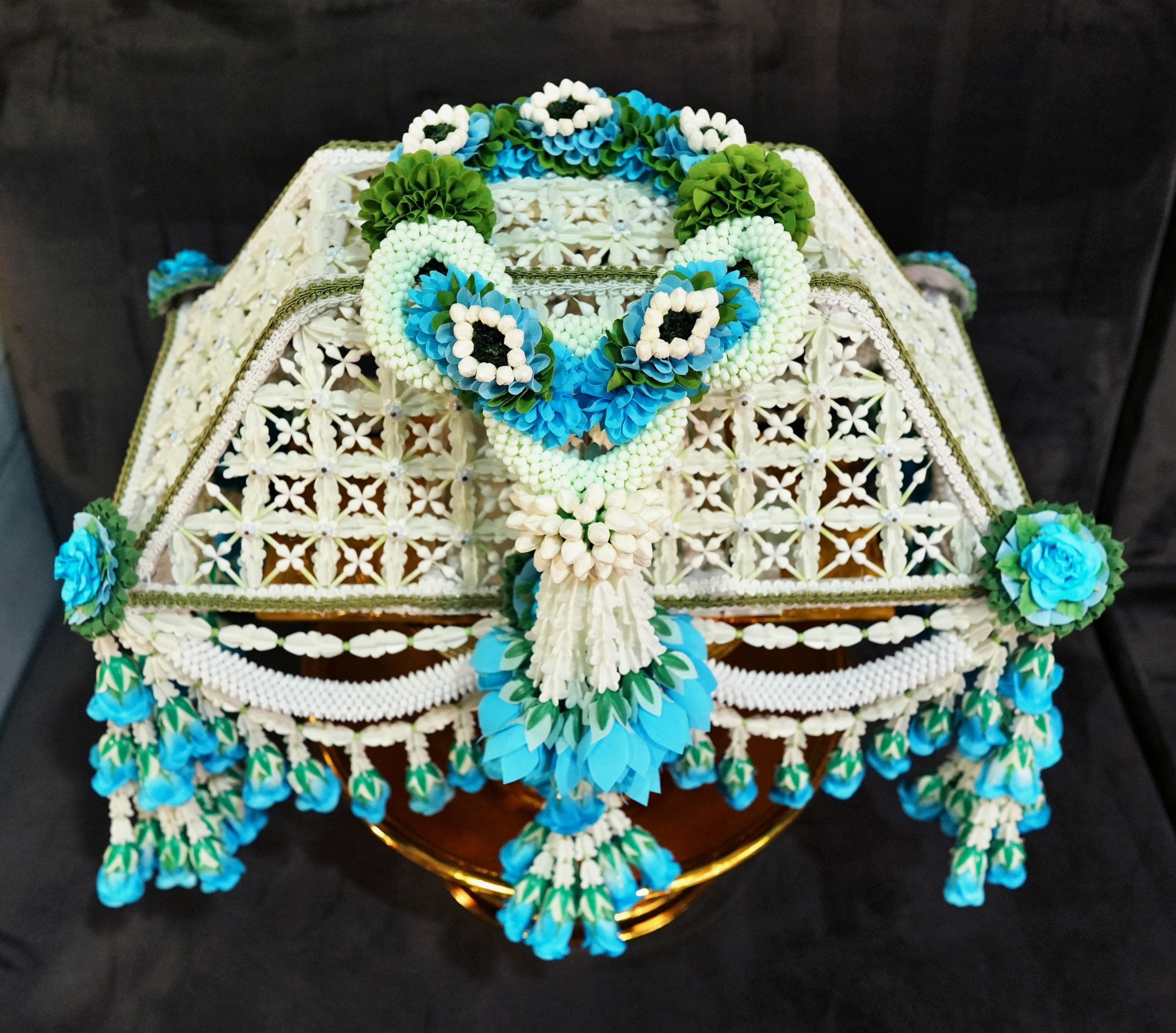 ชุดบวชมาลัยประยุกต์สีฟ้า