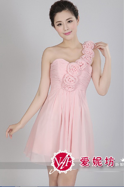 ชุดราตรีสีชมพู ส่งฟรี ems