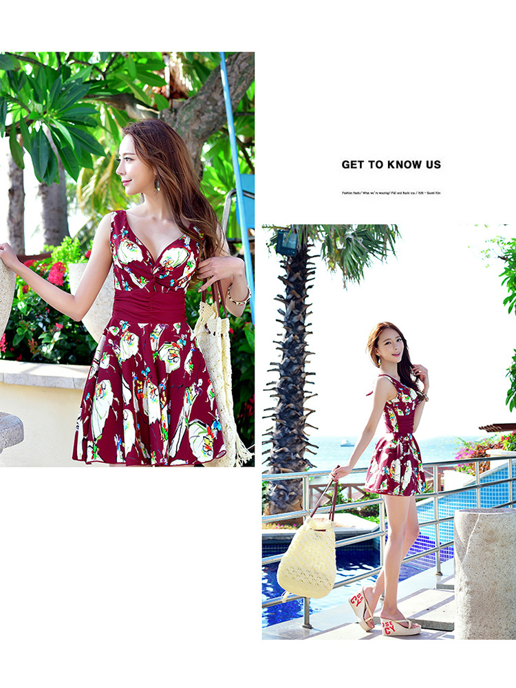 ชุดว่ายน้ำวันพีชสีแดง พิมพ์ลายกราฟฟิก ส่งฟรี ems