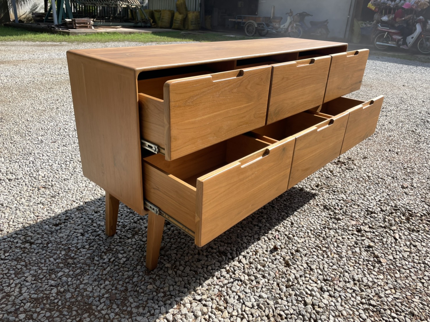 ตู้ลิ้นชักขากาง (สีสัก)