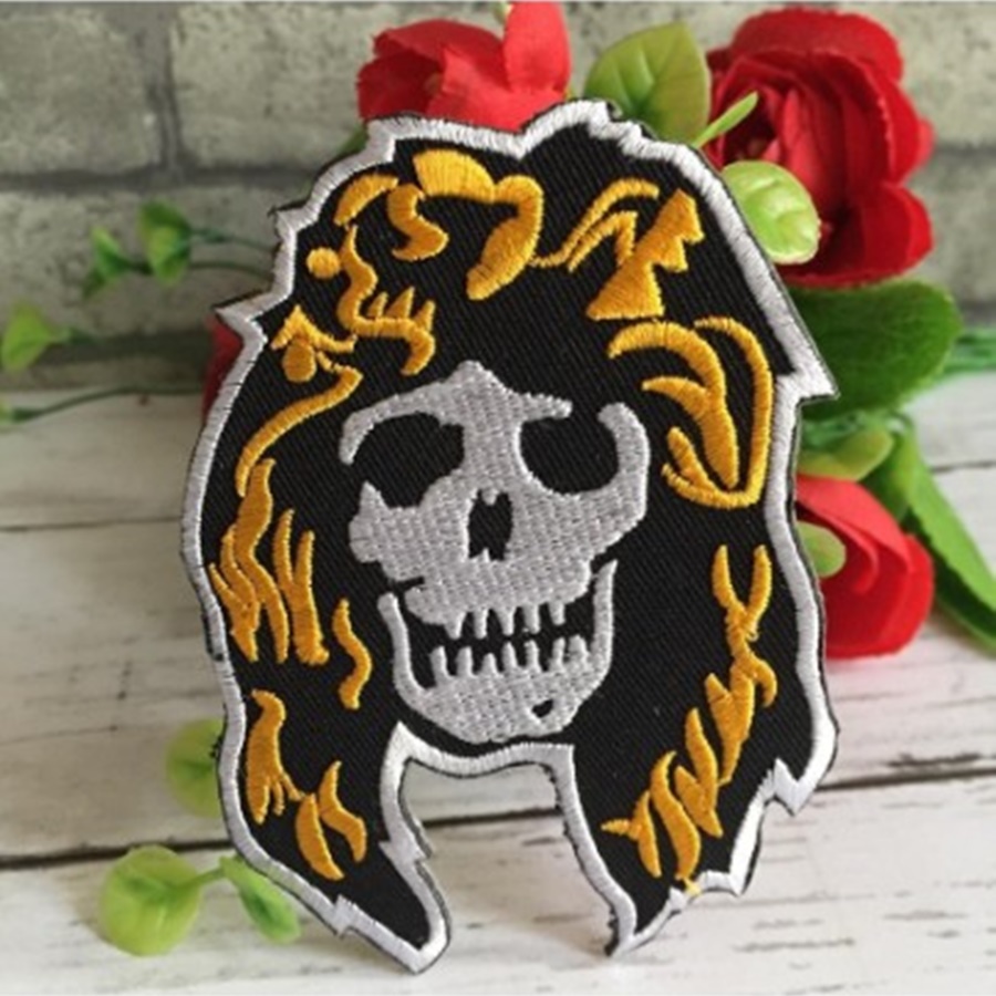 Guns N Roses ตัวรีดติดเสื้อ อาร์มรีด อาร์มปัก ตกแต่งเสื้อผ้า หมวก กระเป๋า แจ๊คเก็ตยีนส์ Rock Iron on Embroidered Patch