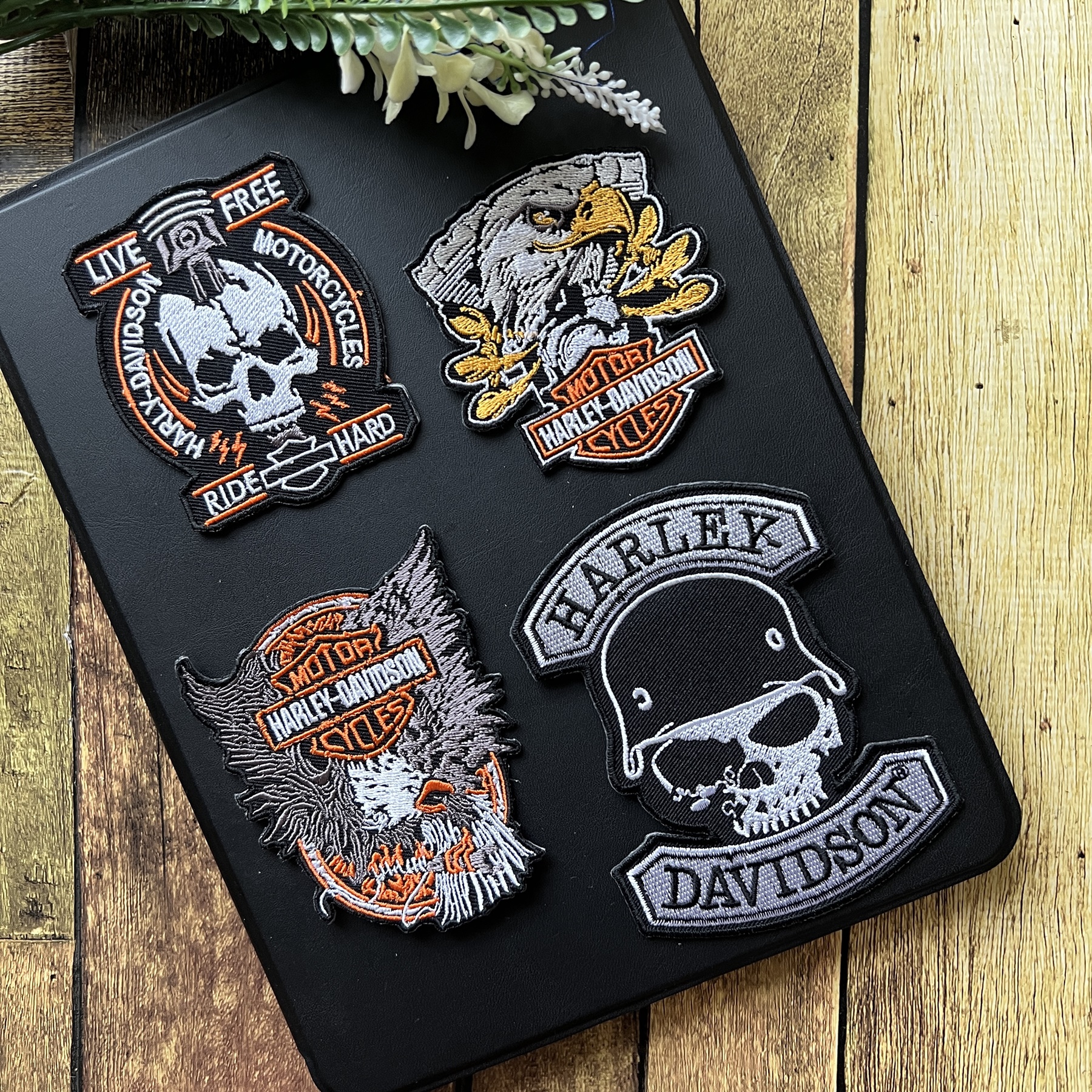 Harley ตัวรีดติดเสื้อ อาร์มรีด อาร์มปัก ตกแต่งเสื้อผ้า หมวก กระเป๋า แจ๊คเก็ตยีนส์ Racing Embroidered Iron on Patch