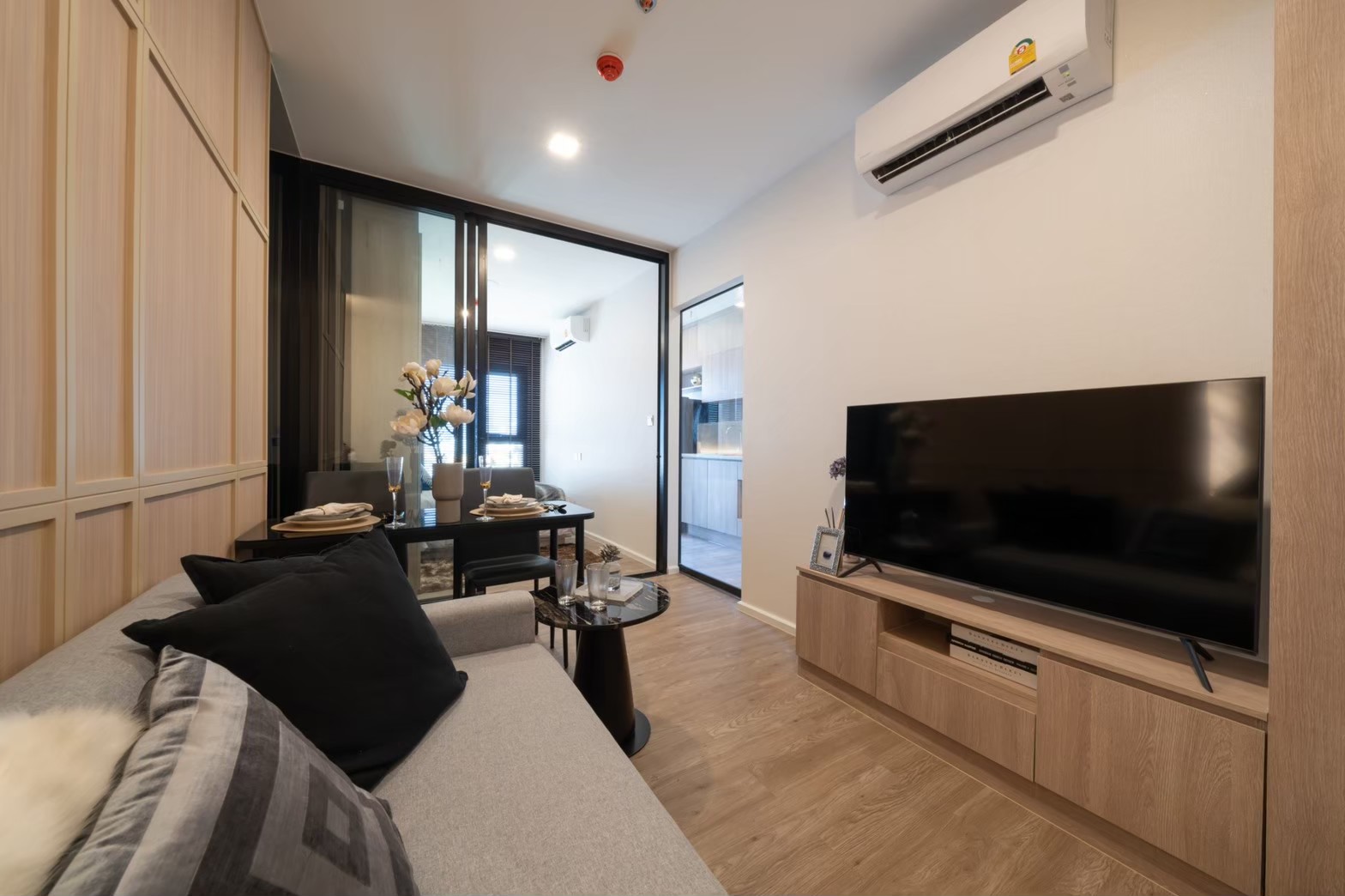 ขายคอนโดใหม่ โมดิซ สุขุมวิท 50 ขนาด 1 ห้องนอน exclusive