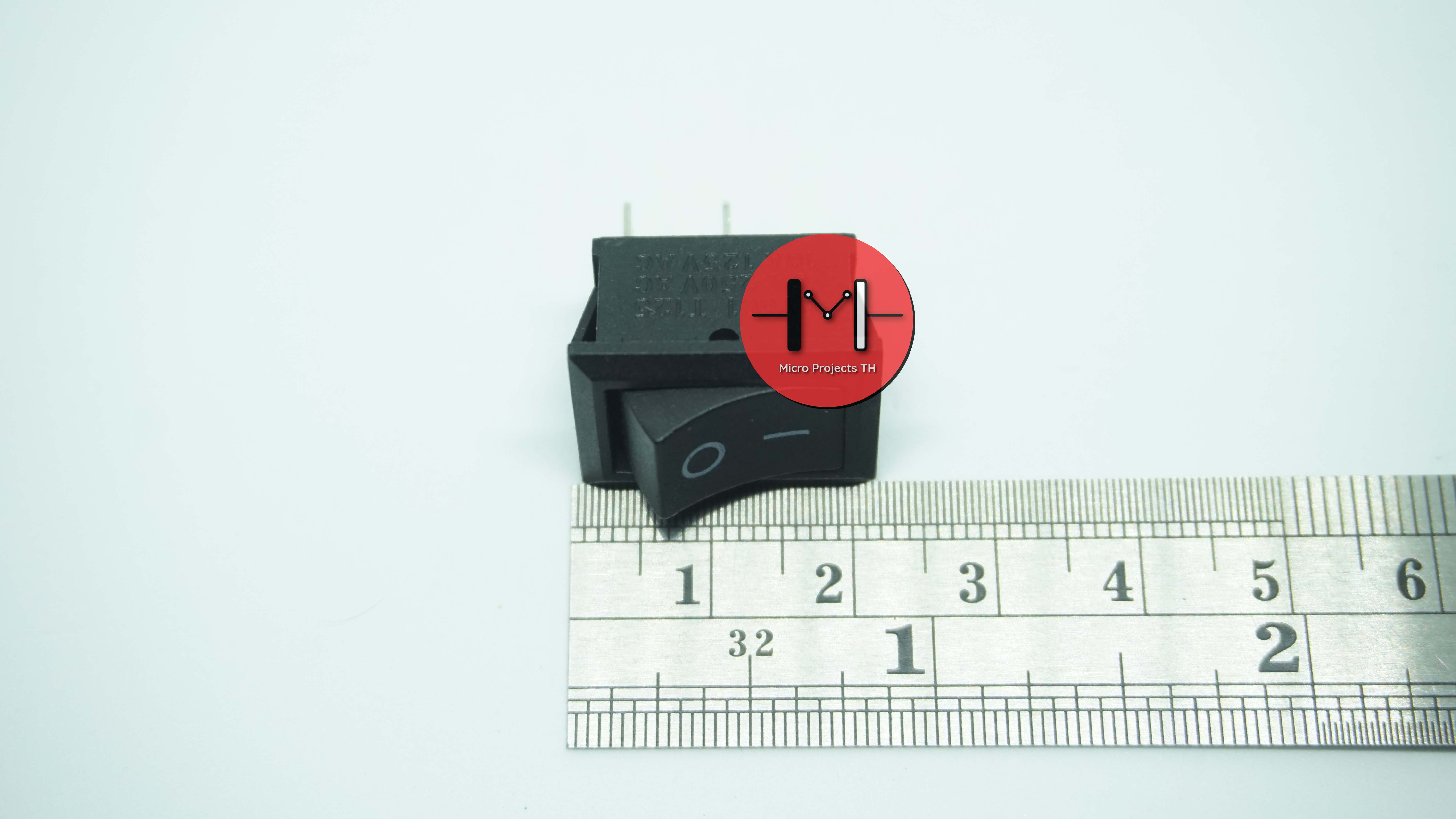 สวิตช์ไฟ เปิดปิด 2pin SPST KCD1-101 20*15*21*mm สีดำ 10A