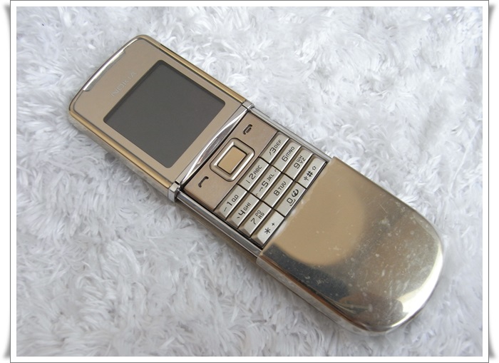 Nokia 8800 Sirocco Gold