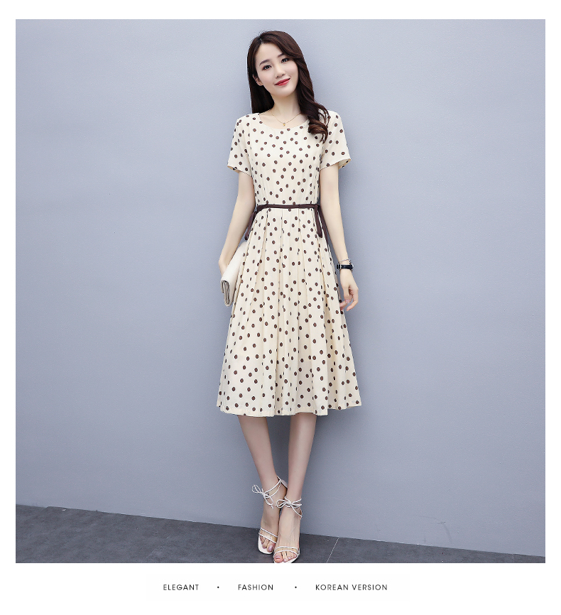 ชุดเดรสใส่ทำงานผ้าโพลีเอสเตอร์ผสมสีครีม ลายจุดสีน้ำตาล ส่งฟรี ems