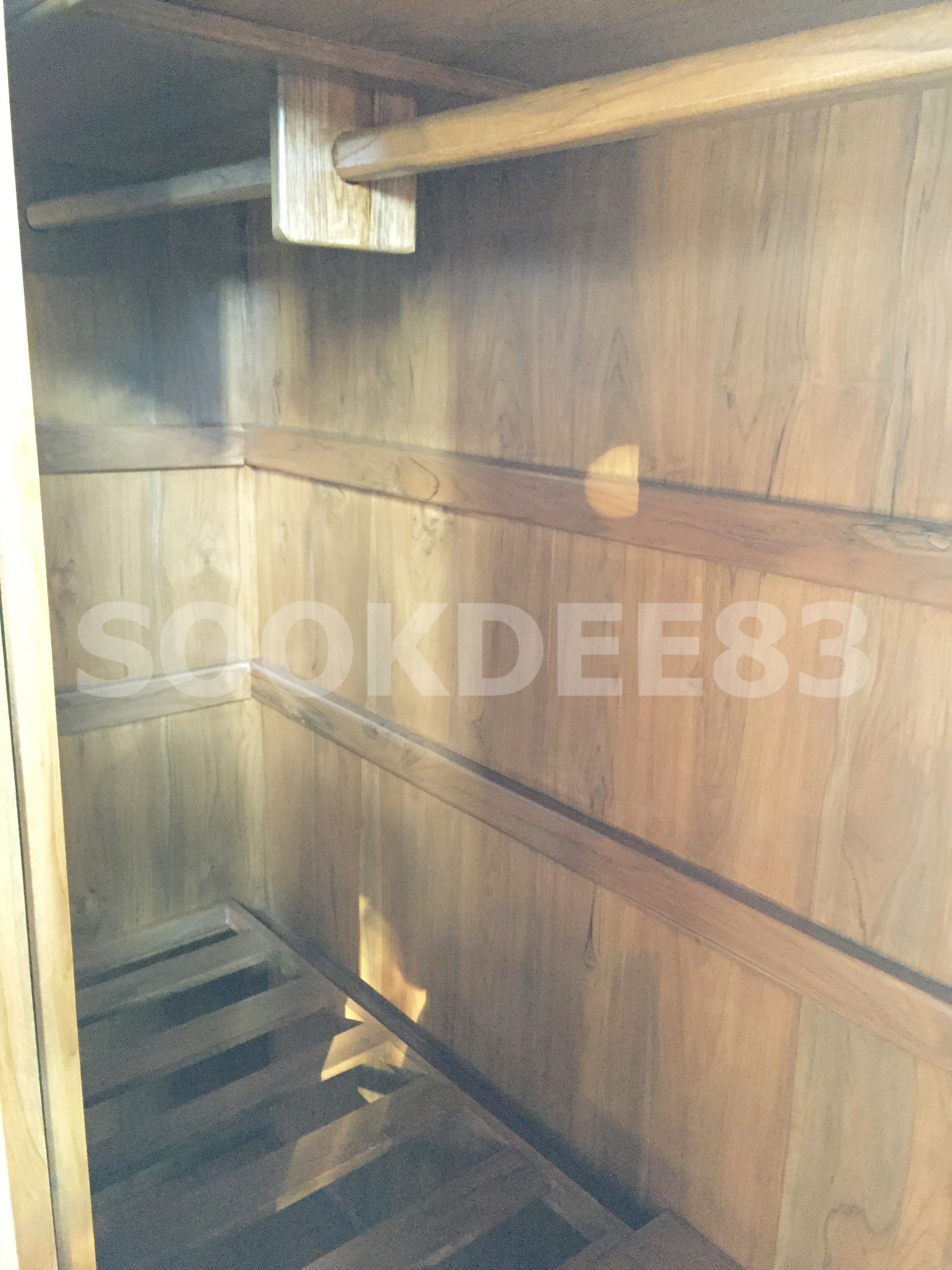 ตู้เสื้อผ้าบานสไลด์ สูง 2 ม.