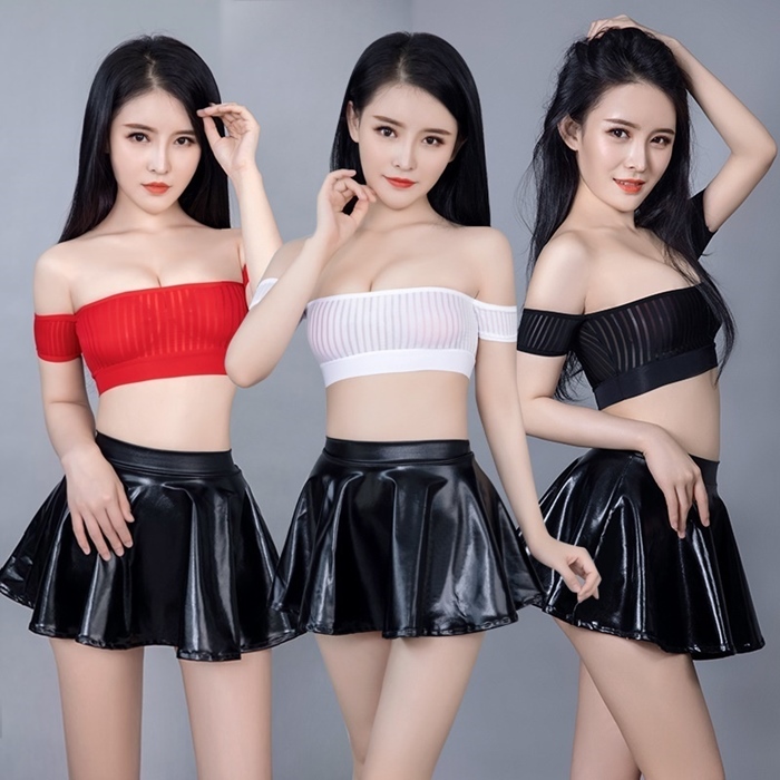 L961 ชุดเซ็กซี่ ชุดอีโรติกสไตล์เลขาสาวออฟฟิศมาในแบบเซต2ชิ้นบน-ล่าง ชิ้นบนเป็นเสื้อเกาะอกมีแขนผ้ายืดลายทางเนื้อนิ่มๆ ชิ้นล่างเป็นกระโปรงบานสั้นผ้าหนังสีดำตามรูปถ่ายสินค้าจริงเลยค่ะ