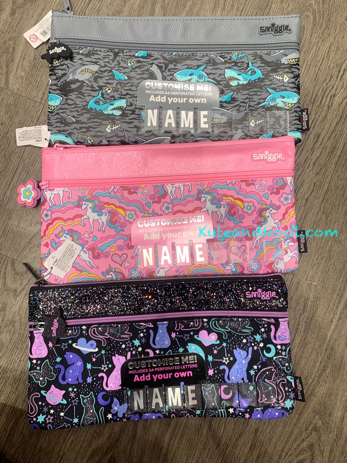 กระเป๋าดินสอ ช่องใส่ชื่อ แบบยาว Smiggle 330 Id Pencil Case- pink