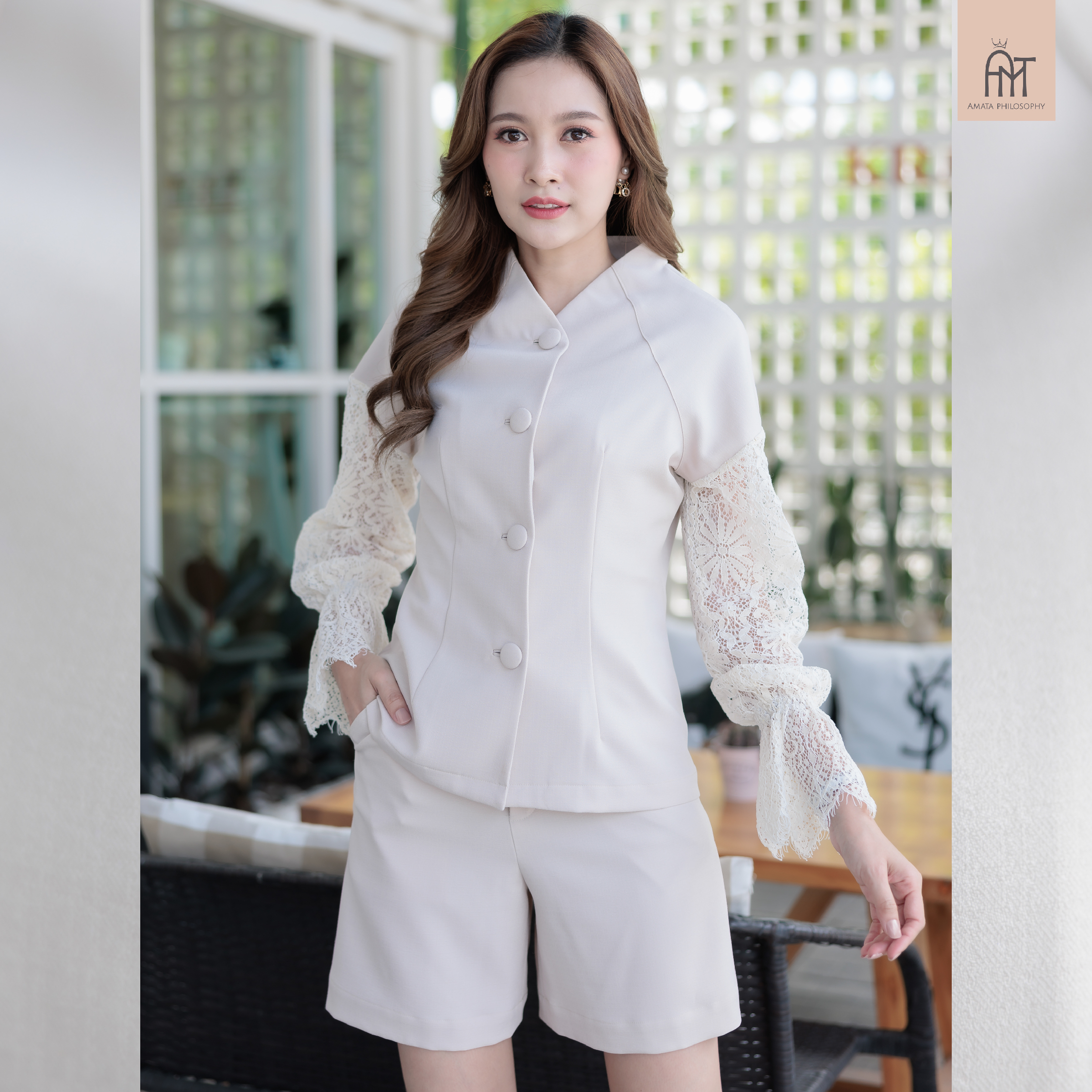 AMATA เสื้อ BOARDWAY สีครีมเบจ