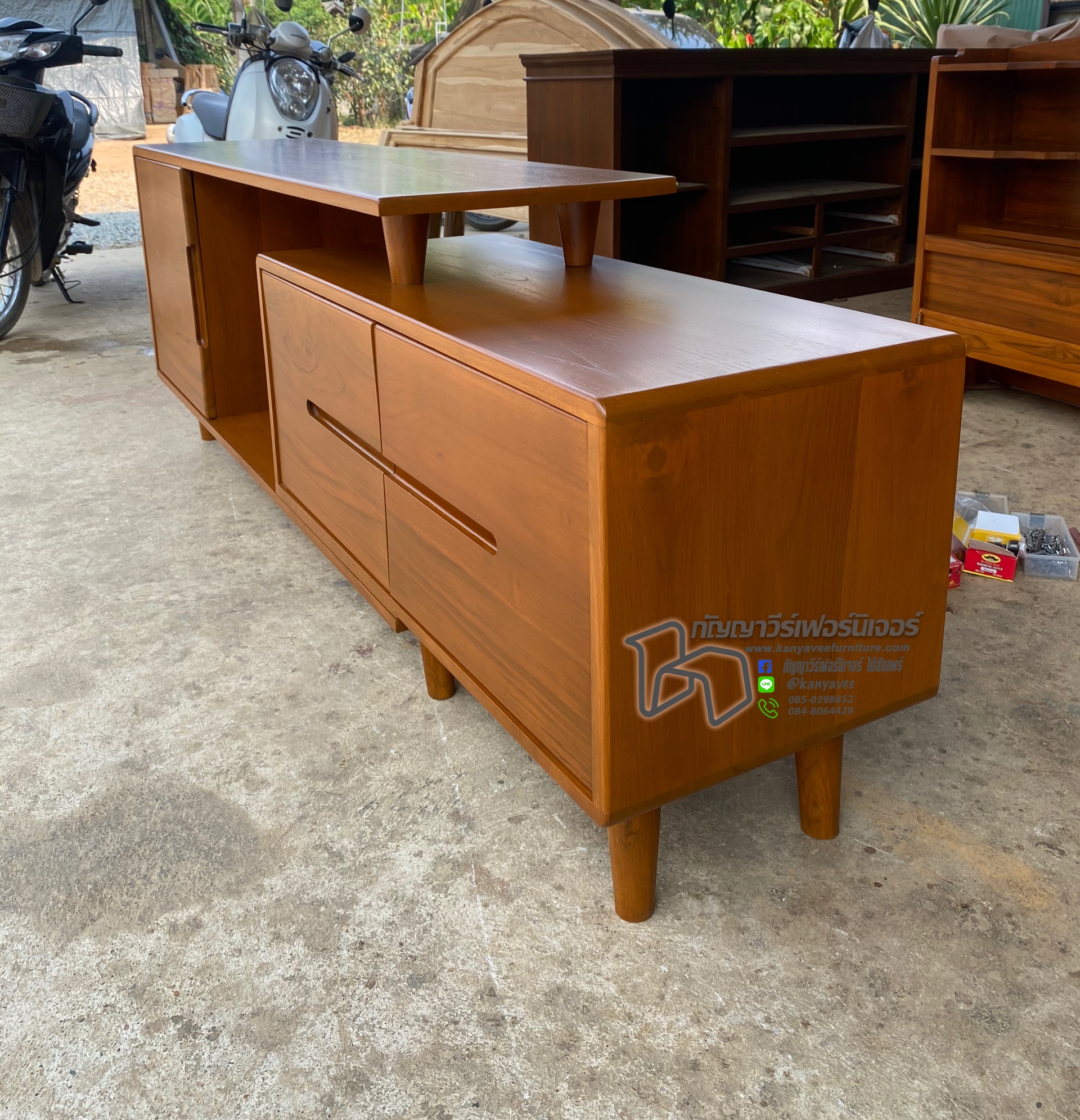 ตู้ทีวีโมเดิร์นไม้สัก