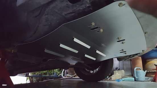 แผ่นปิดใต้ห้องเครื่องอลูมิเนียม Chevrolet Sonic Raceplate_Undertray