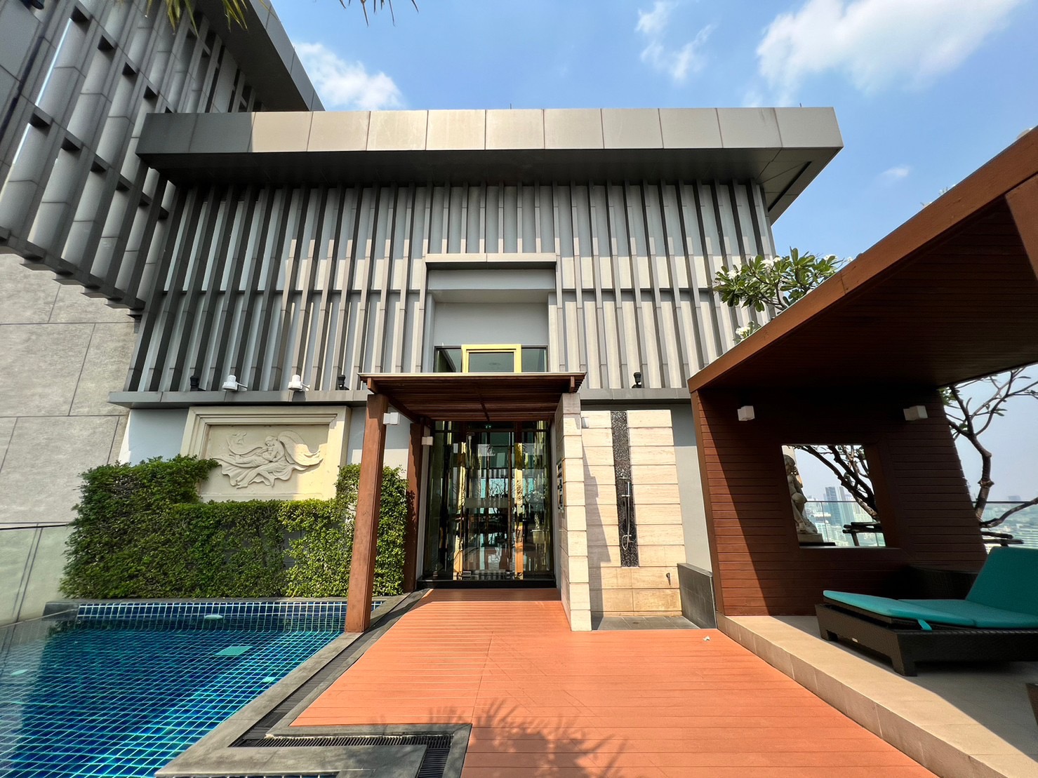 ขาย คอนโด The Address Sukhumvit 28 ใกล้ BTS พร้อมพงษ์ & BTS ทองหล่อ