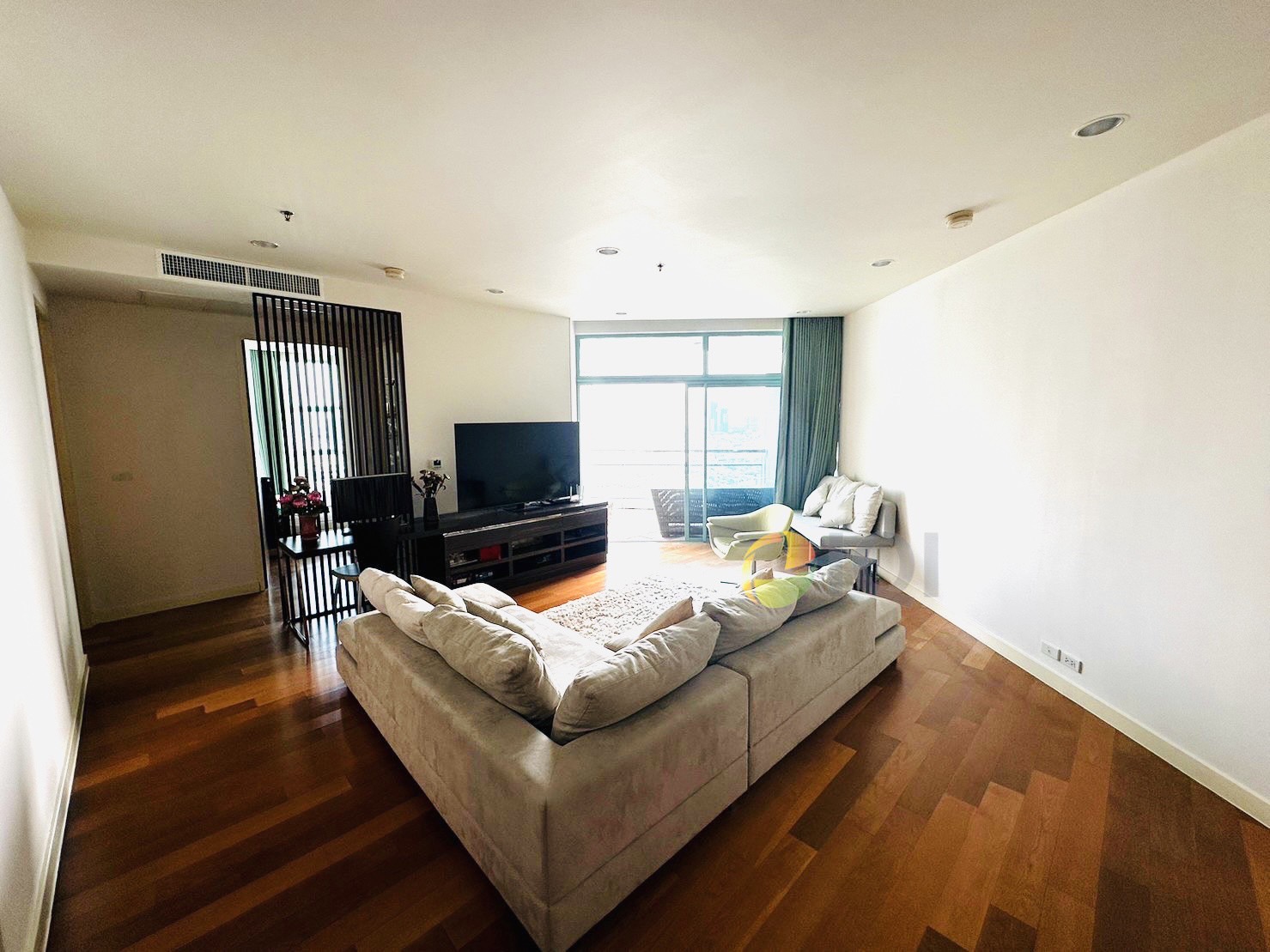 ขายคอนโด ชาเทรียม ริเวอร์ไซด์ เรสซิเด้นท์ ซอยเจริญกรุง 70 คอนโดหรูริมแม่น้ำ