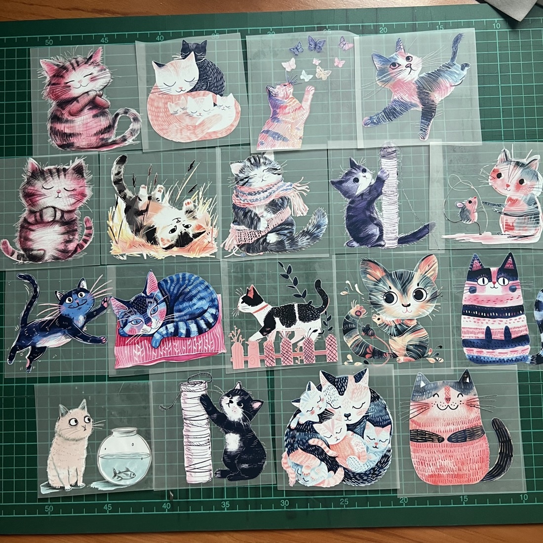 ตัวรีดติดเสื้อ แมว อาร์ทๆ สติกเกอร์ ฟิลม์รีดร้อน พิมพ์ลาย สกรีนลาย ฟิลม์ DFT DTF