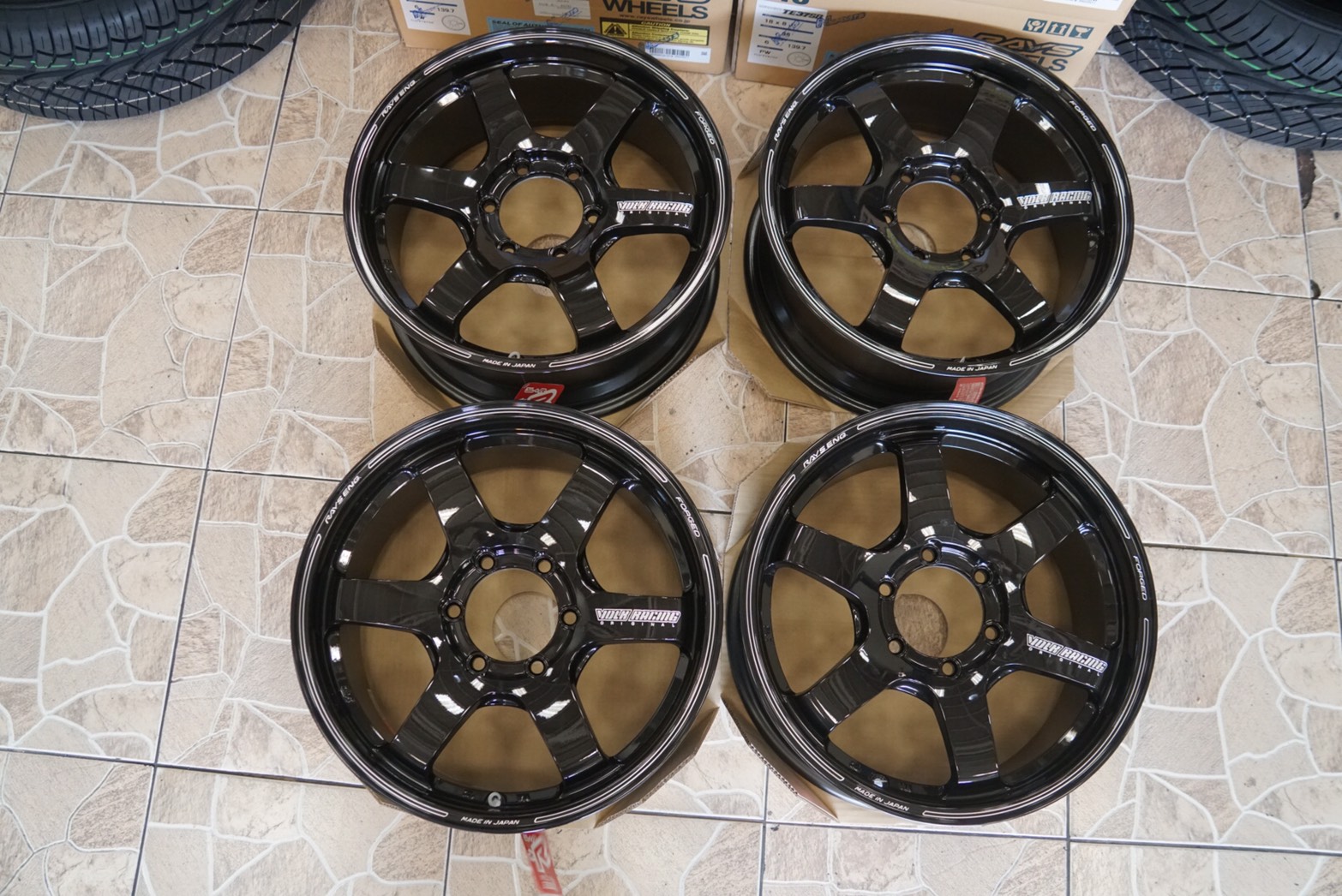 รีวิว Ford Ranger + Rayswheel TE37sb 18x8+38 6-139.7