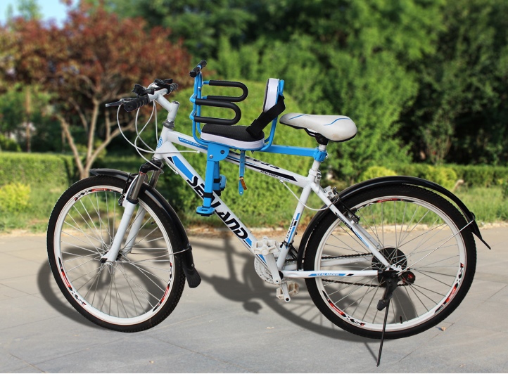 C10167 เก้าอี้นั่งเด็กสำหรับติดตั่งรถจักยานด้านหน้า ที่ก้ันสีดำแบบที่กั้นครี่งตัว โครงสีฟ้า