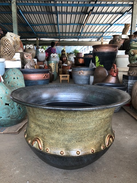 อ่างบัวทรงปากบานใหญ่