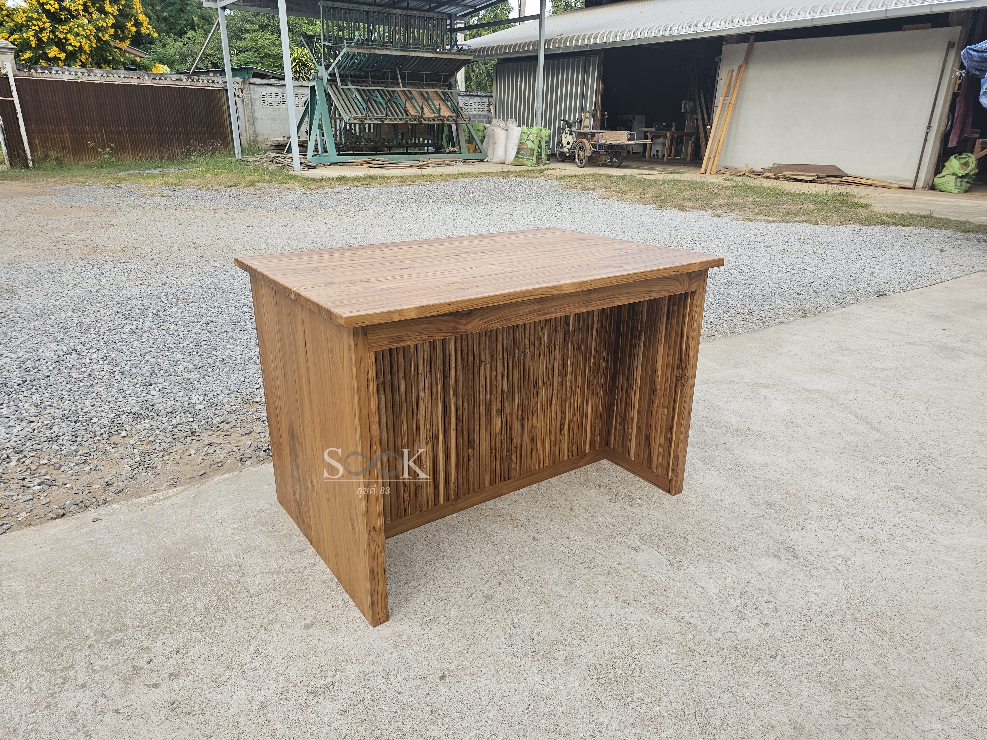 โต๊ะเคาน์เตอร์ไอส์แลนด์ 6 ลิ้นชัก