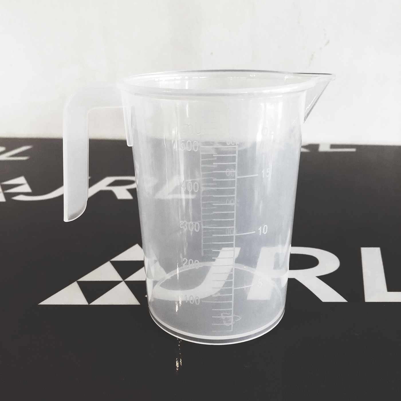 เหยือกมีขีดบอกปริมาตร ขนาด 500 มล. จำนวน 4 ชิ้น