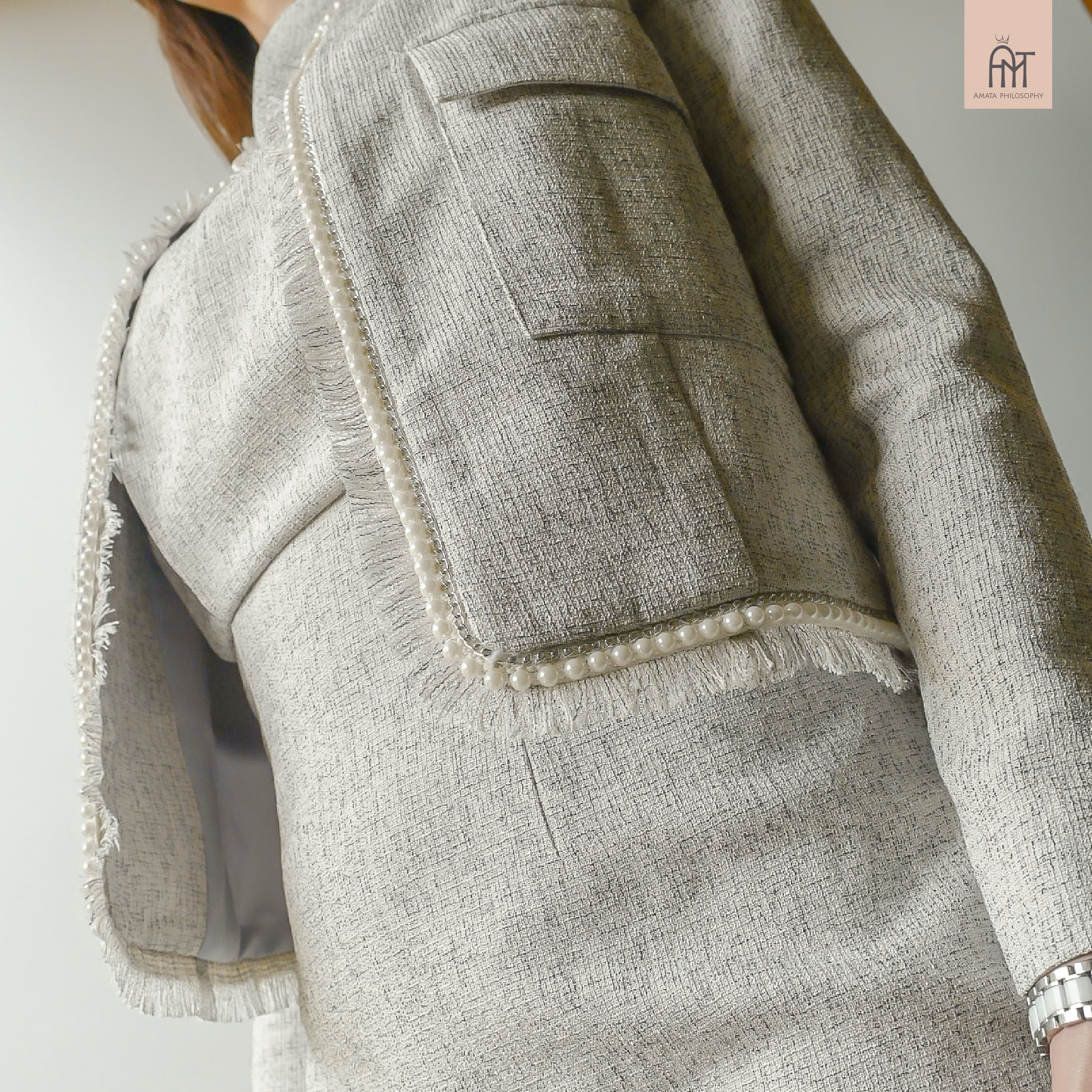 AMATA เสื้อเบลเซอร์ครอป Brown sugar jelly