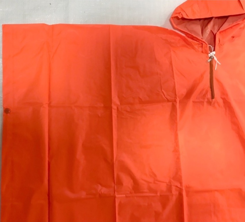 เสื้อกันฝน ค้างคาว แบบคลุม ผ้าหนา (สีพื้นต่างๆ)