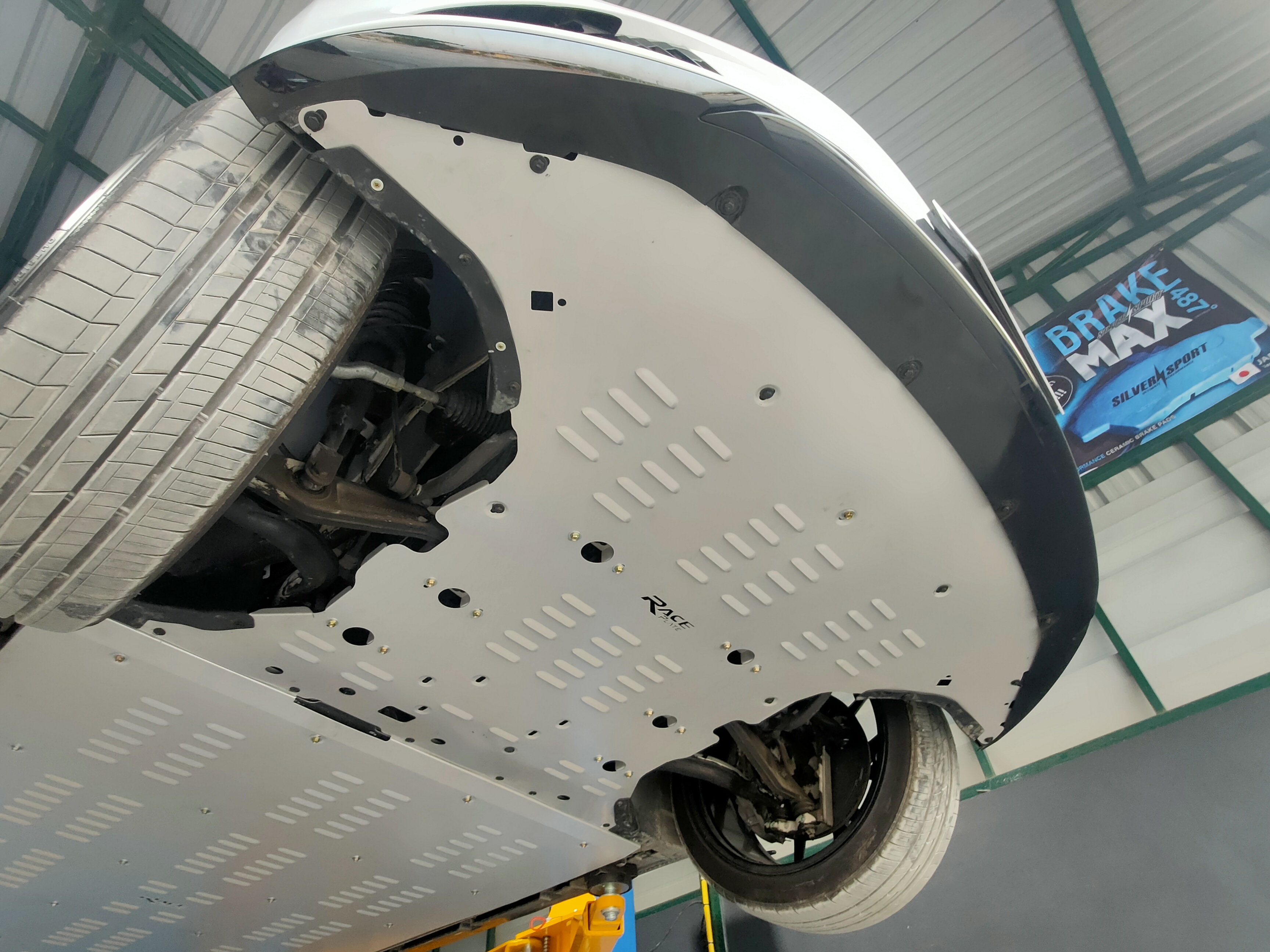 Raceplate Undertray แผ่นปิดใต้ท้องรถยนต์กันกระแทกนิรภัยสำหรับ BYD Seal แข็งแรง ปลอดภัย ขับขี่ด้วยความอุ่นใจกันเลยนะครับ 🙏😊♥️