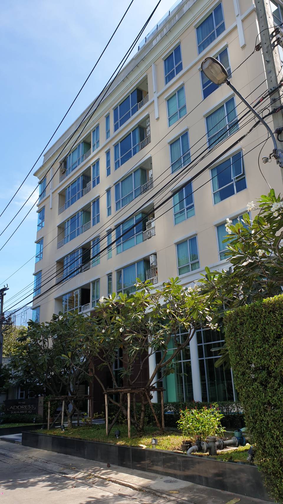 Condo The Address Sukhumvit 42