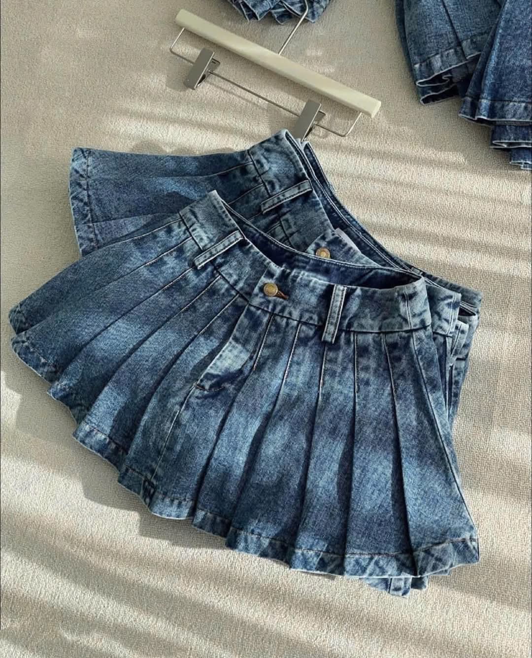 🔥พร้อมส่ง ชุดเด็กผู้หญิงแฟชั่นเวียดนาม /Z9.97. นน.น้ำหนัก 19-21 kg กระโปรงอย่างเดียว