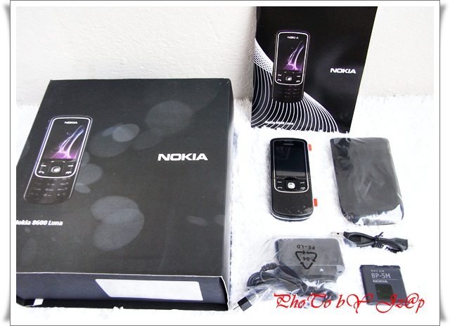 Nokia 8600 Luna