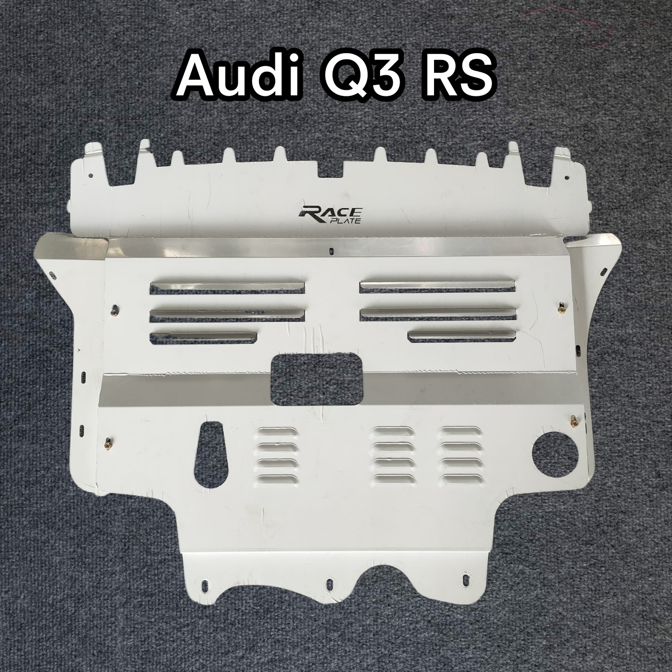 แผ่นปิดใต้ห้องเครื่องอลูมิเนียม Audi RS Q3 Raceplate_Undertray