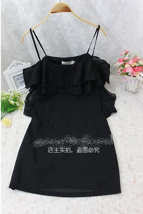 เดรสสายเดี่ยวสีดำ แต่งระบายช่วงอก ส่งฟรี ems