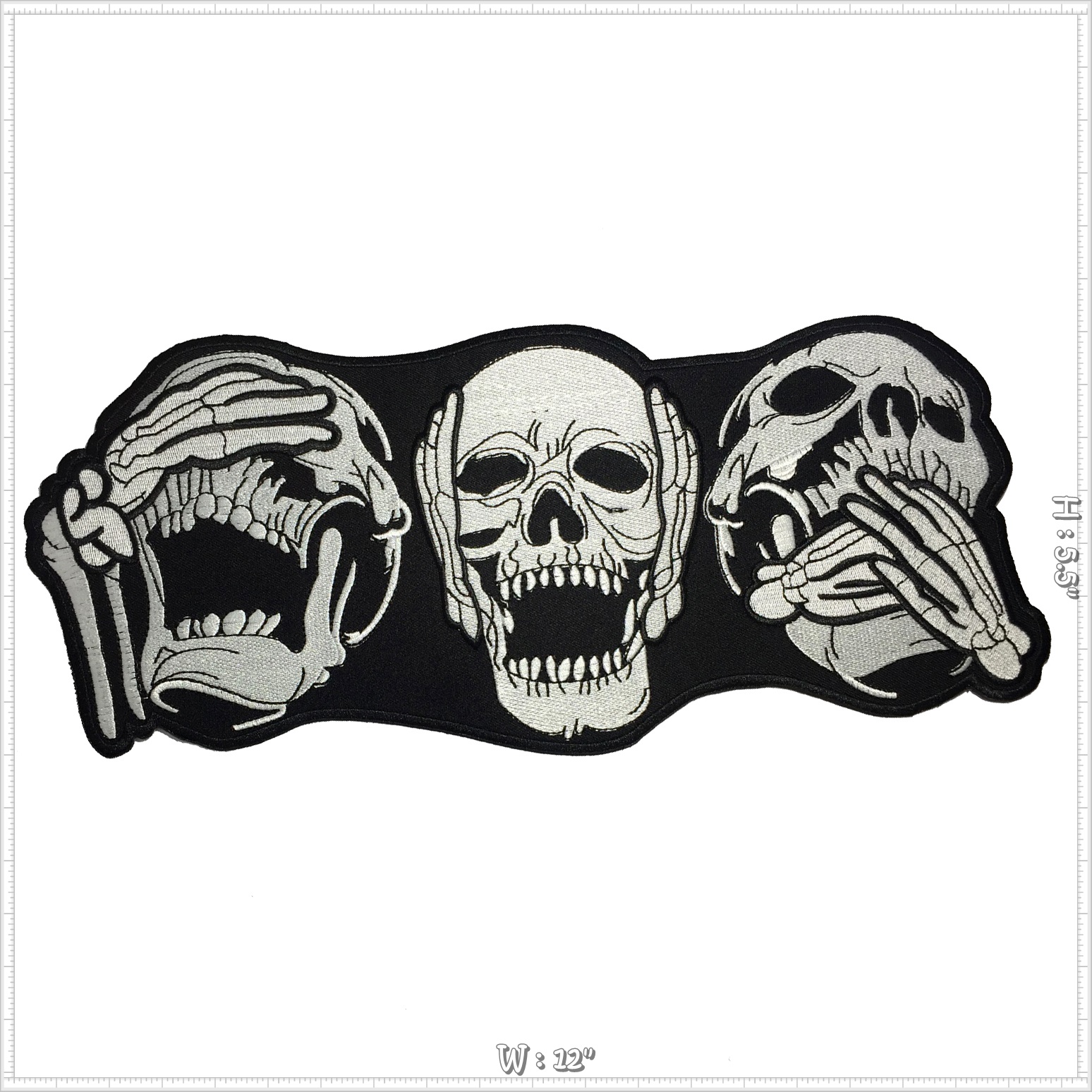 กะโหลก3หัว ตัวรีดติดเสื้อ อาร์มรีด อาร์มปัก ตกแต่งเสื้อผ้า แจ๊คเก็ตยีนส์ Embroidered Iron on Patch ขนาดใหญ่