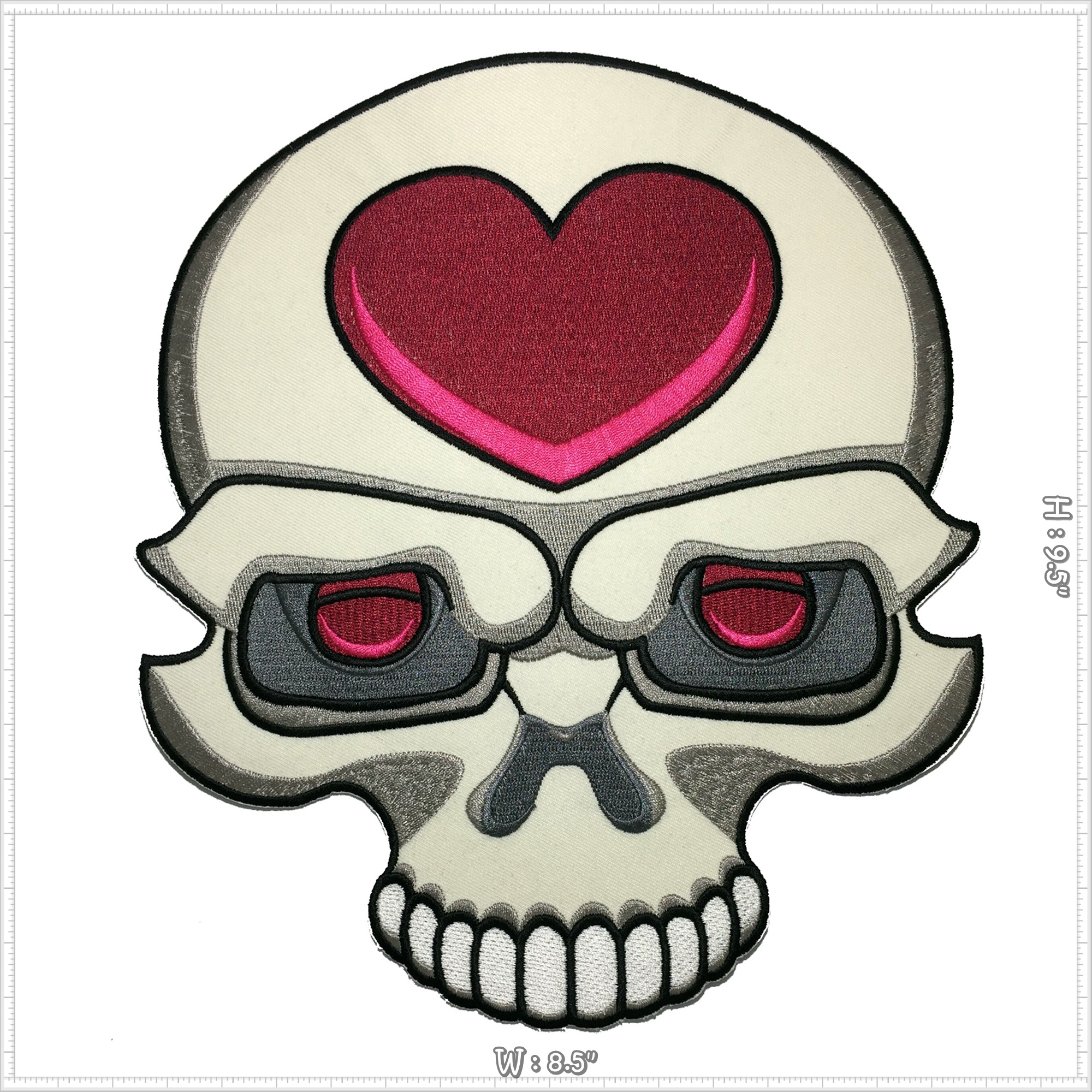 กะโหลก หัวใจใหญ่ ตัวรีดติดเสื้อ อาร์มรีด อาร์มปัก ตกแต่งเสื้อผ้า หมวก กระเป๋า แจ๊คเก็ตยีนส์ Embroidered Iron on Patch ไซส์ใหญ่