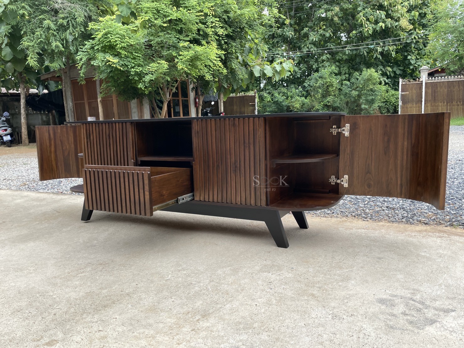 ตู้วางทีวีบานลอนซี่