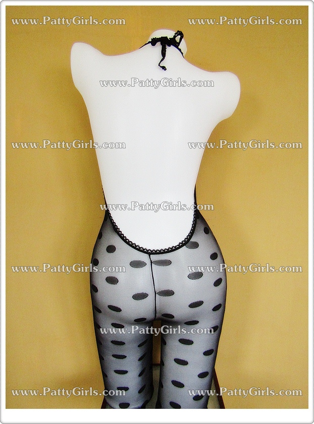 K293 ชุดถุงน่องเต็มตัวสีดำ ชุดถุงน่องเปิดเป้าเซ็กซี่เป็นบอดี้สูทเนื้อถุงน่องสีดำสวมใส่แบบใช้สายผูกคล้องคอ ตัวชุดเป็นลายวงกลมสีดำตามรูปถ่ายสินค้าจริงเลยค่ะ