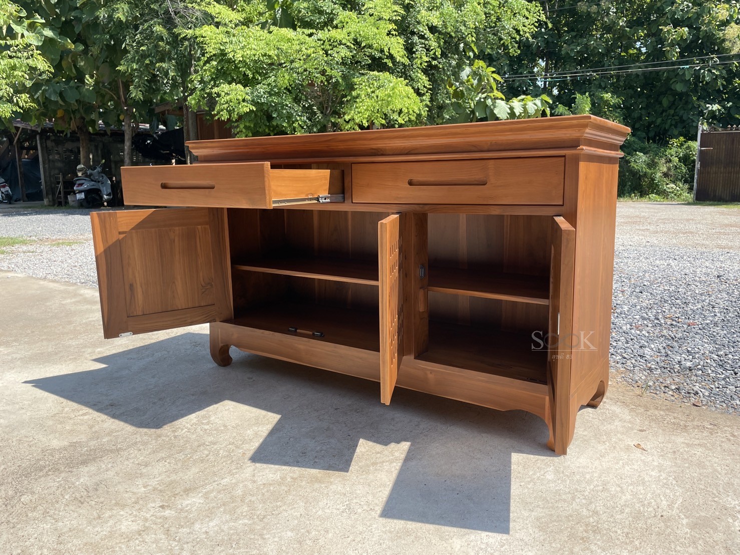 ตู้เก็บของบานบาหลี มีขา