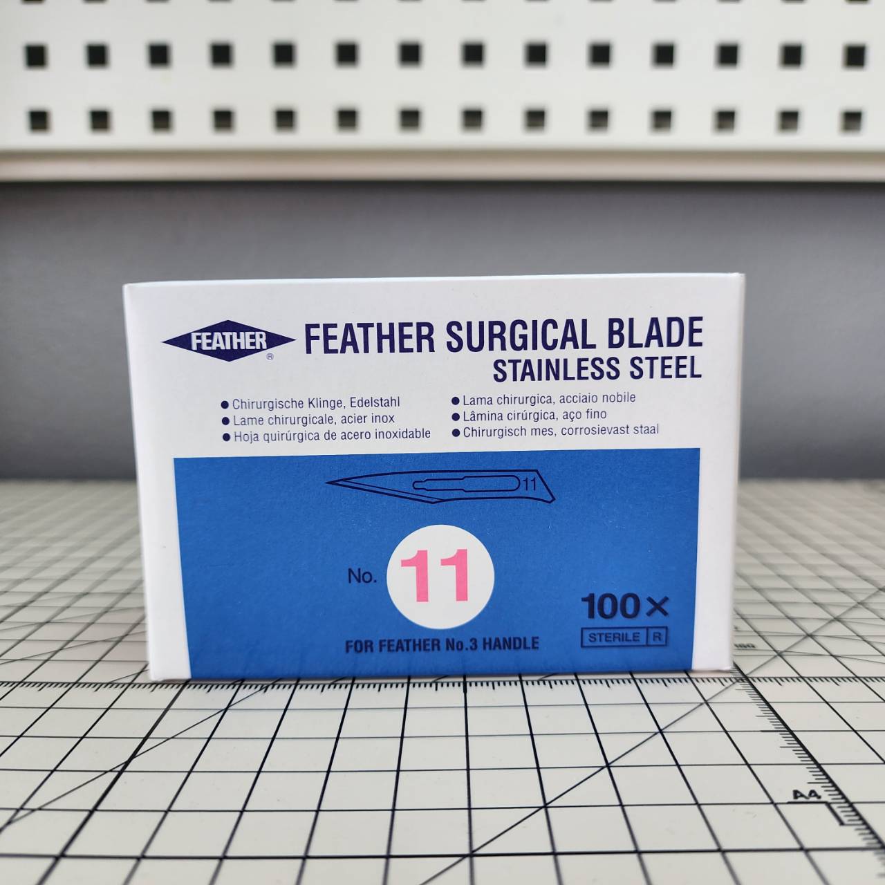 ใบมีดผ่าตัด สแตนเลส ยี่ห้อ FEATHER