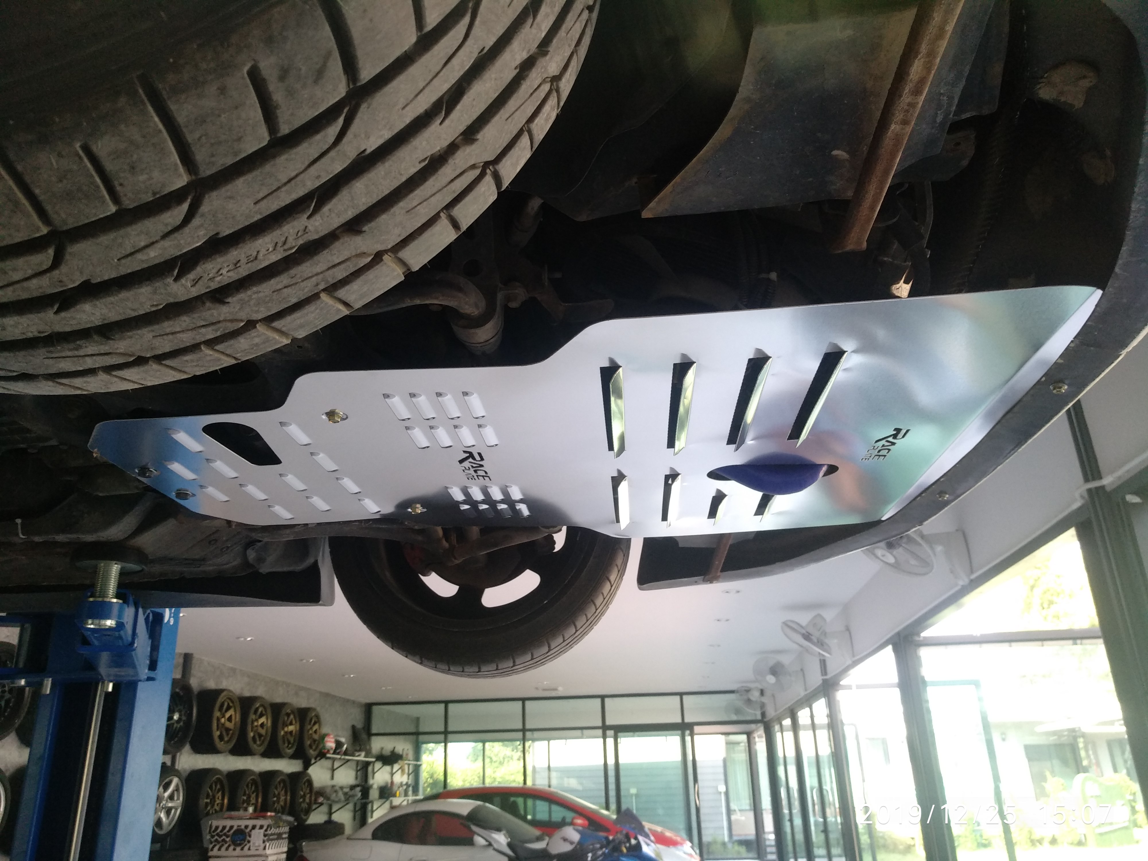 แผ่นปิดใต้ห้องเครื่องอลูมิเนียม Mazda Rx7 Raceplate_Undertray