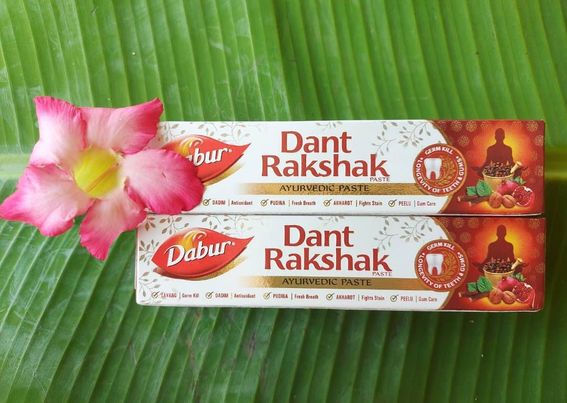 ยาสีฟันอินเดีย Dant Rakshak