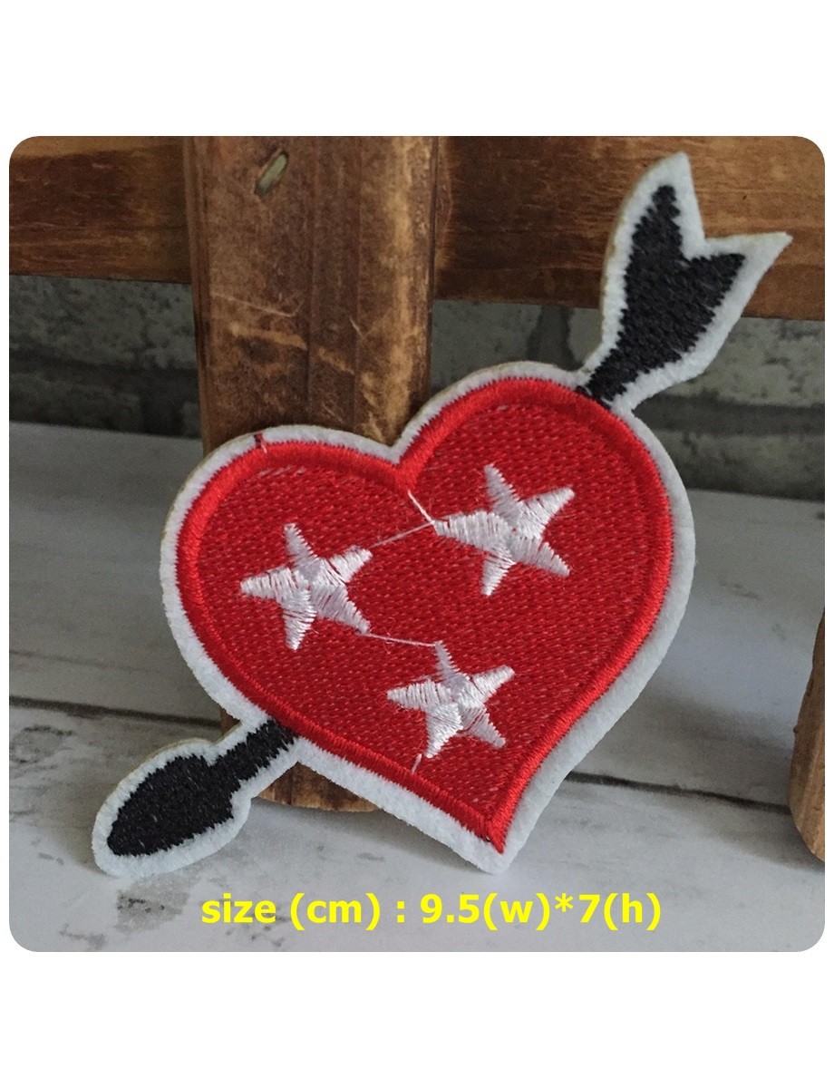 Clearance หัวใจ Cupid น่ารัก ตัวรีดติดเสื้อ อาร์มรีด อาร์มปัก ตกแต่งเสื้อผ้า หมวก กระเป๋า แจ๊คเก็ตยีนส์ Embroidered Iron on Patch