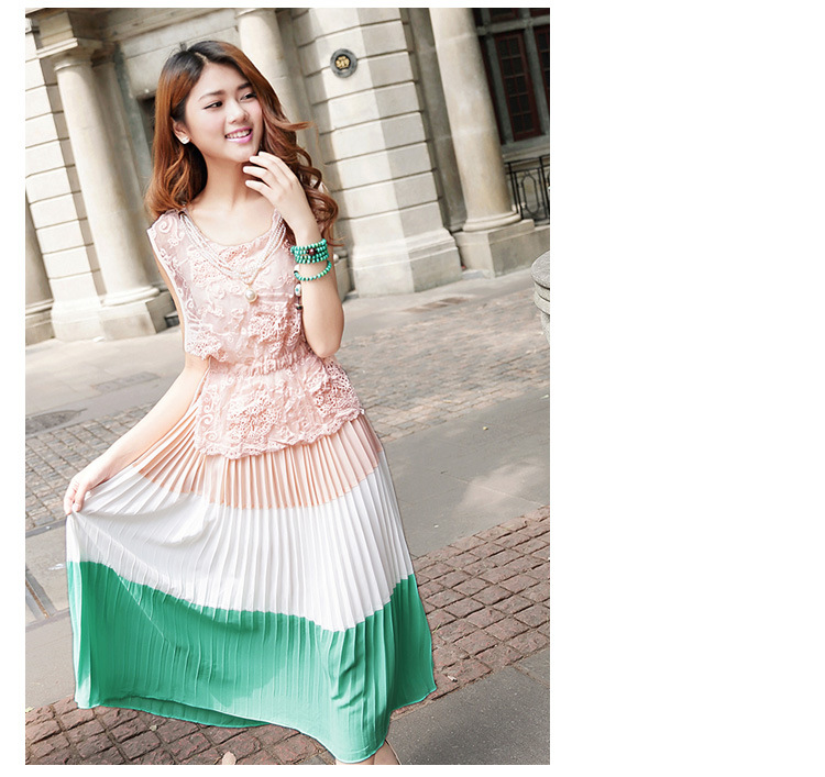 ชุดเดรสยาวสีชมพู กระโปรงอัดพลีต แถมสร้อยคอไข่มุกสีขาว ส่งฟรี ems