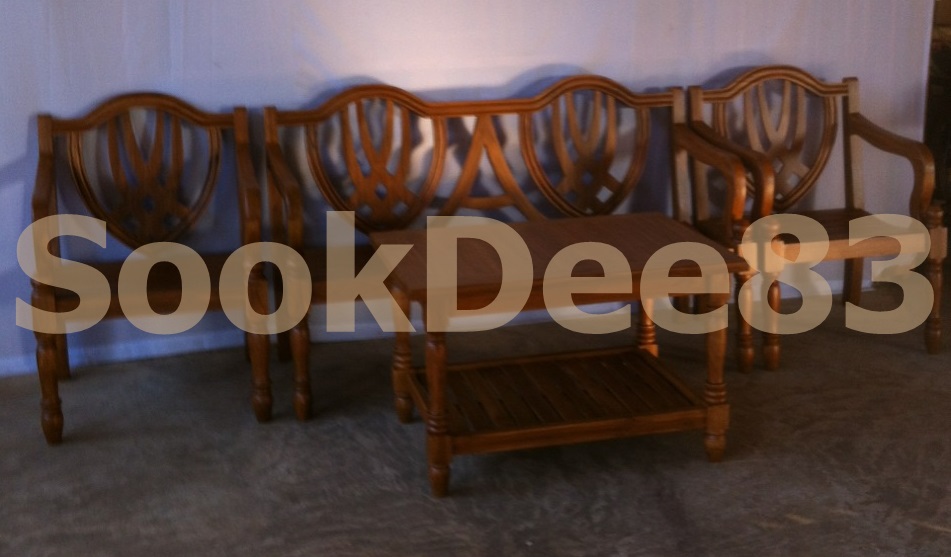 ชุดรับแขกมงกุฏ