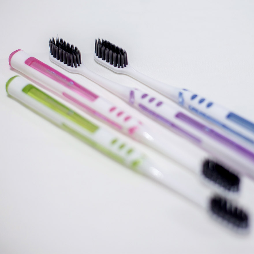 แปรงสีฟัน ปาล์มเมด เอมมี่ แบมบู (12 ชิ้น)