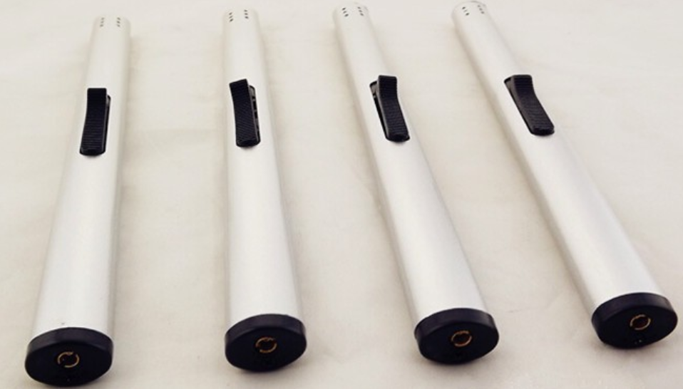 Candle Torch Lighter ไฟแช็คจุดเทียนหอม ไฟแช็คไอพ่น ไฟฟู่ หัวพ่น คุณภาพสูง ให้ไฟเสถียร สม่ำเสมอ ปรับระดับได้ วัสดุอลูมิเนียม แข็งแรง ทนทาน สีเงิน รูปทรงสวยหรู นำสมัย เติมแก๊สได้ พร้อมใช้งาน 1 ชิ้น